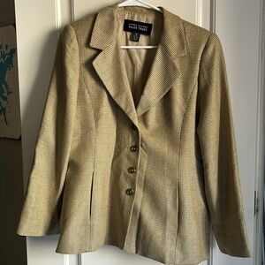 Linda Allard - Ellen Tracy Blazer